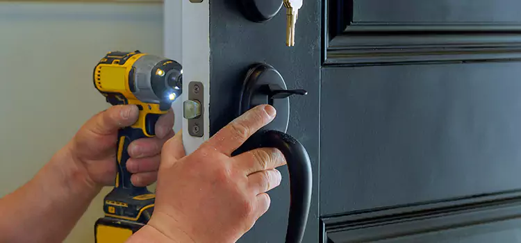 Locksmith Emergency Service Walker